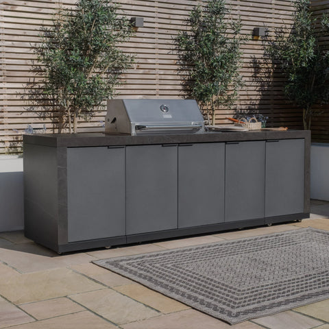 Maze Deluxe Linear Outdoor Kitchen - Ex Dispaly
